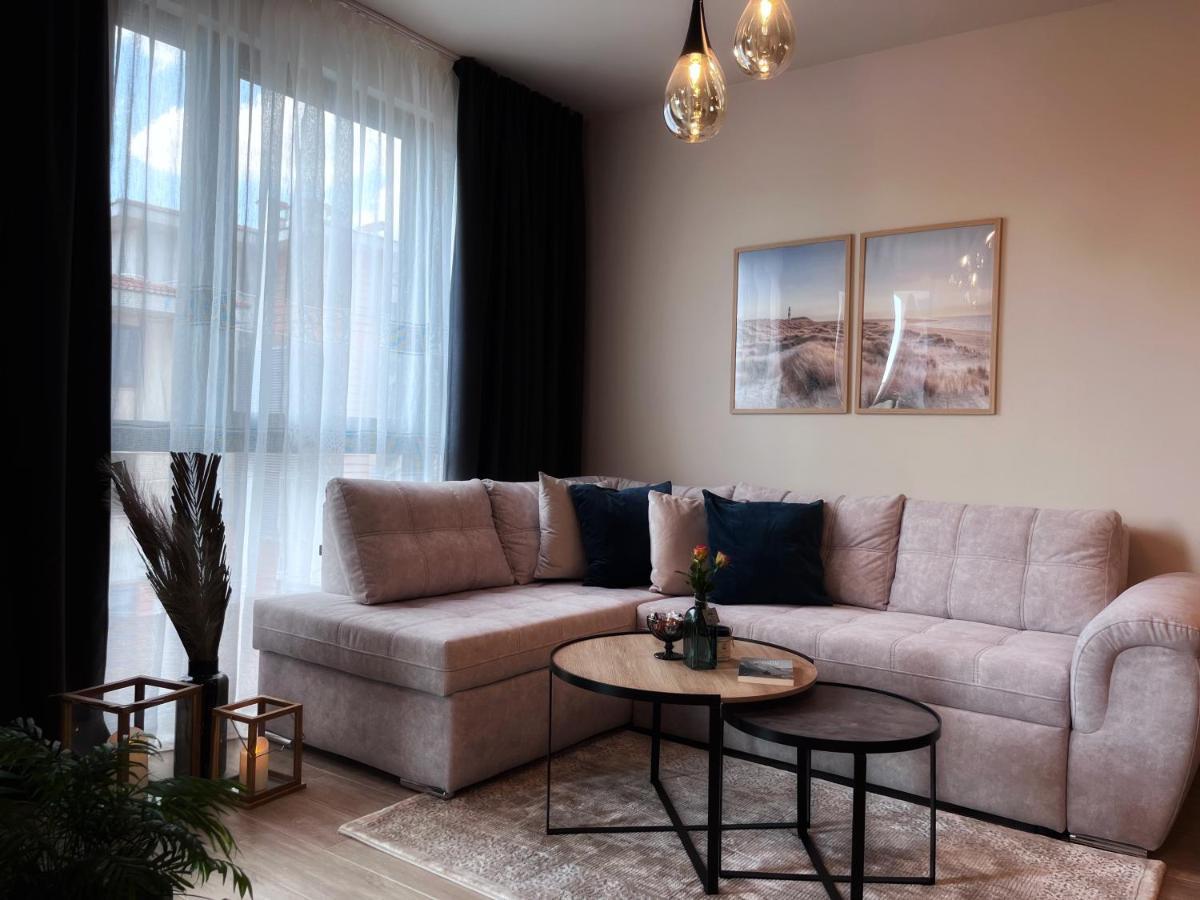 סנט קונסטנטין והלנה Azur Alegria Studio - Free Parking & Pool מראה חיצוני תמונה