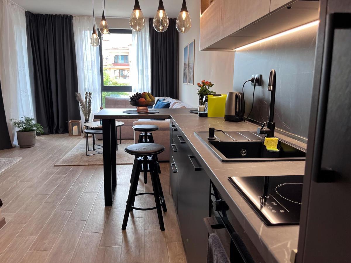 סנט קונסטנטין והלנה Azur Alegria Studio - Free Parking & Pool מראה חיצוני תמונה