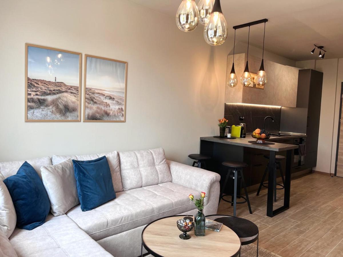 סנט קונסטנטין והלנה Azur Alegria Studio - Free Parking & Pool מראה חיצוני תמונה