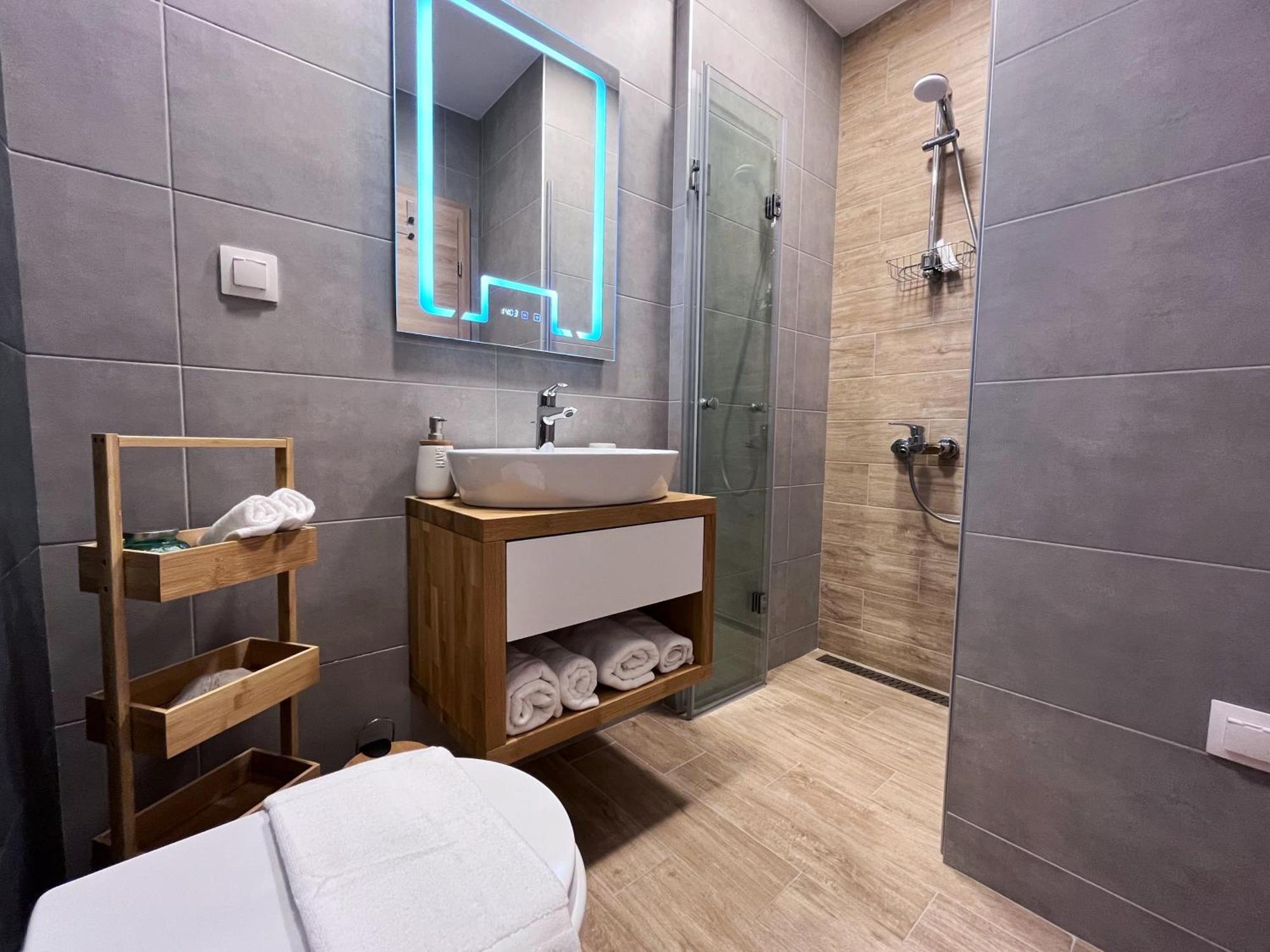 סנט קונסטנטין והלנה Azur Alegria Studio - Free Parking & Pool מראה חיצוני תמונה